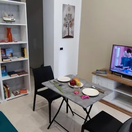 Σπίτι διακοπών Dimora Centrale 7 *
